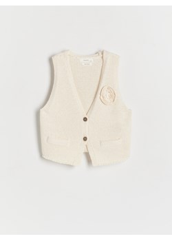 Reserved - Dzianinowa kamizelka - złamana biel ze sklepu Reserved w kategorii Swetry dziewczęce - zdjęcie 172576851