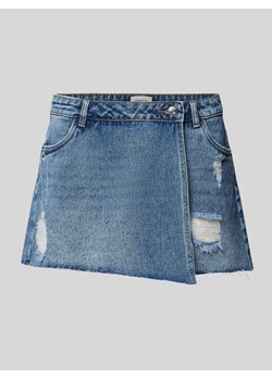Szorty jeansowe o kroju regular fit w kopertowym stylu model ‘TEXAS’ ze sklepu Peek&Cloppenburg  w kategorii Szorty - zdjęcie 172578090