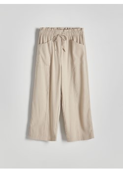 Reserved - Spodnie z wiskozą - złamana biel ze sklepu Reserved w kategorii Spodnie damskie - zdjęcie 172582333