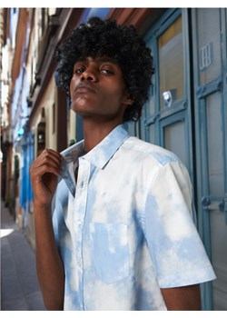 Sinsay - Koszula regular - błękitny ze sklepu Sinsay w kategorii Koszule męskie - zdjęcie 172583783
