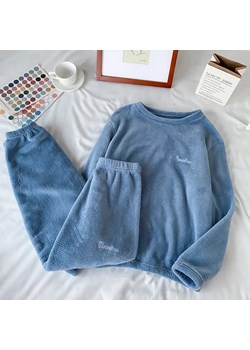 Polarowa piżama damska - Niebieski / Uniwersalny ze sklepu Maybella.pl w kategorii Piżamy damskie - zdjęcie 172590204