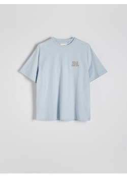 Reserved - T-shirt regular z nadrukiem na plecach - jasnoniebieski ze sklepu Reserved w kategorii T-shirty męskie - zdjęcie 172599831