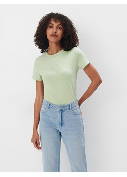 Mohito - Zielony t-shirt basic - zielony ze sklepu Mohito w kategorii Bluzki damskie - zdjęcie 172607493