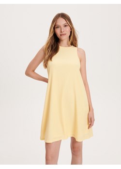 Reserved - Trapezowa sukienka mini - jasnożółty ze sklepu Reserved w kategorii Sukienki - zdjęcie 172608421