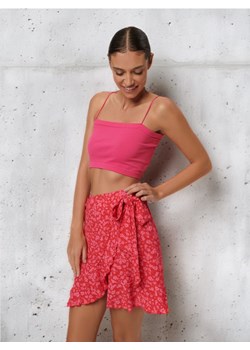 Sinsay - Spódnica mini w kwiaty - różowy ze sklepu Sinsay w kategorii Spódnice - zdjęcie 172609512