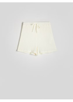 Reserved - Szorty z bawełnianego muślinu - biały ze sklepu Reserved w kategorii Szorty - zdjęcie 172612191