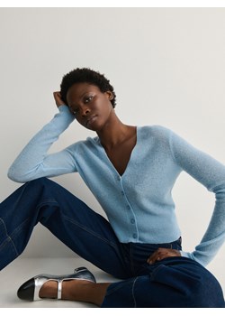 Reserved - Krótki sweter z guzikami - jasnoniebieski ze sklepu Reserved w kategorii Swetry damskie - zdjęcie 172623770