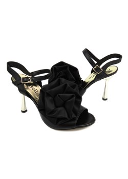 Eleganckie sandały damskie z ozdobnym kwiatem - CheBello 4321, czarne ze sklepu ulubioneobuwie w kategorii Sandały damskie - zdjęcie 172624864