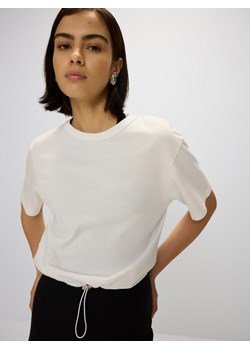 Reserved - T-shirt ze ściągaczem - biały ze sklepu Reserved w kategorii Bluzki damskie - zdjęcie 172629153