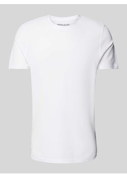 T-shirt z prążkowanym okrągłym dekoltem ze sklepu Peek&Cloppenburg  w kategorii T-shirty męskie - zdjęcie 172630951