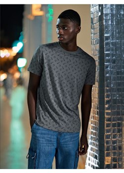 Sinsay - Koszulka z nadrukiem - szary ze sklepu Sinsay w kategorii T-shirty męskie - zdjęcie 172639410