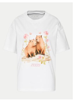 2005 T-Shirt Unisex Capybaras Love Biały Regular Fit ze sklepu MODIVO w kategorii Bluzki damskie - zdjęcie 172643793