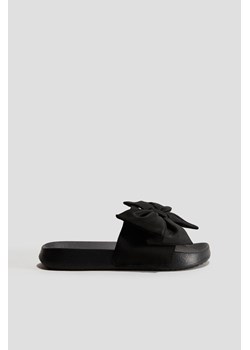 H & M - Klapki kąpielowe - Czarny ze sklepu H&M w kategorii Klapki dziecięce - zdjęcie 172648083