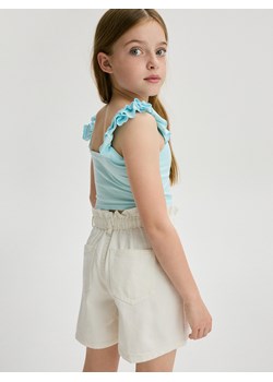 Reserved - Jeansowe szorty paperbag - złamana biel ze sklepu Reserved w kategorii Spodenki dziewczęce - zdjęcie 172654682