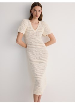 Reserved - Ażurowa sukienka midi - kremowy ze sklepu Reserved w kategorii Sukienki - zdjęcie 172663874