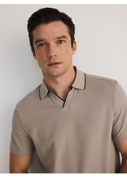 Reserved - Koszulka polo regular fit - beżowy ze sklepu Reserved w kategorii T-shirty męskie - zdjęcie 172664150