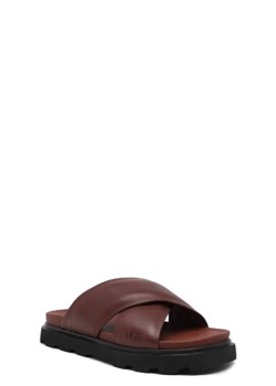 UGG Skórzane klapki W CAPITELLE CROSSBAND ze sklepu Gomez Fashion Store w kategorii Klapki damskie - zdjęcie 172673614