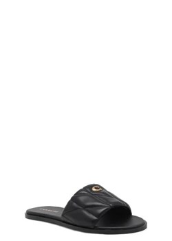 Coach Skórzane klapki HOLLY ze sklepu Gomez Fashion Store w kategorii Klapki damskie - zdjęcie 172680634