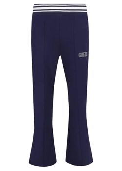 Guess Spodnie dresowe | flare fit ze sklepu Gomez Fashion Store w kategorii Spodnie dziewczęce - zdjęcie 172744912