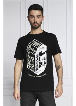 GUESS T-shirt CONLEY | Regular Fit ze sklepu Gomez Fashion Store w kategorii T-shirty męskie - zdjęcie 172802213