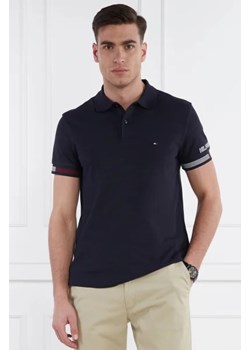 Tommy Hilfiger Polo FLAG CUFF | Slim Fit ze sklepu Gomez Fashion Store w kategorii T-shirty męskie - zdjęcie 172841840