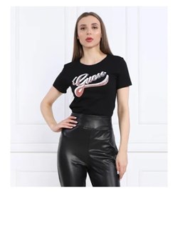 GUESS T-shirt SHADED LOGO | Regular Fit ze sklepu Gomez Fashion Store w kategorii Bluzki damskie - zdjęcie 172845211