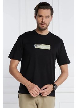 Calvin Klein T-shirt LAYERED GEL LOGO | Regular Fit ze sklepu Gomez Fashion Store w kategorii T-shirty męskie - zdjęcie 172851794