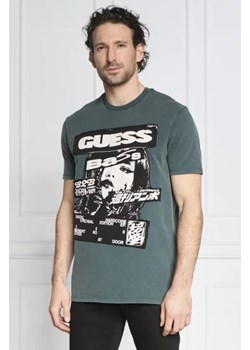 GUESS T-shirt SS BSC GUESS MUSIC POSTER | Regular Fit ze sklepu Gomez Fashion Store w kategorii T-shirty męskie - zdjęcie 172864213