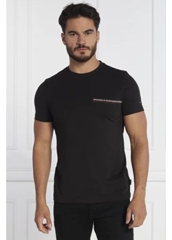 Tommy Hilfiger T-shirt SMALL CHEST STRIPE MONOTYPE TEE | Slim Fit ze sklepu Gomez Fashion Store w kategorii T-shirty męskie - zdjęcie 172875861