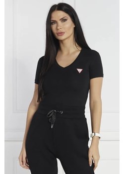 GUESS T-shirt VN MINI TRIANGLE | Slim Fit ze sklepu Gomez Fashion Store w kategorii Bluzki damskie - zdjęcie 172898014