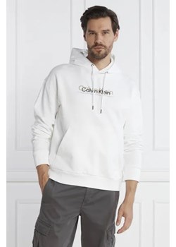 Calvin Klein Bluza DOUBLE FLOCK LOGO HOODIE | Regular Fit ze sklepu Gomez Fashion Store w kategorii Bluzy męskie - zdjęcie 172911583
