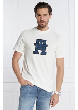 Tommy Hilfiger T-shirt MONOGRAM APPLIQUE | Regular Fit ze sklepu Gomez Fashion Store w kategorii T-shirty męskie - zdjęcie 172912281
