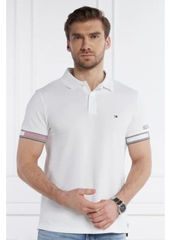 Tommy Hilfiger Polo FLAG CUFF | Slim Fit ze sklepu Gomez Fashion Store w kategorii T-shirty męskie - zdjęcie 172919261