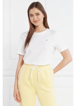 Tommy Hilfiger T-shirt MODERN REGULAR | Regular Fit ze sklepu Gomez Fashion Store w kategorii Bluzki damskie - zdjęcie 172924183