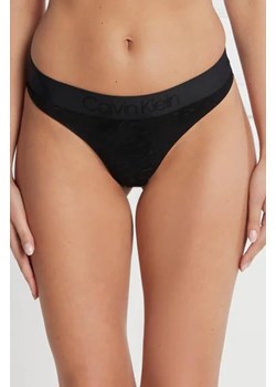 Calvin Klein Underwear Stringi ze sklepu Gomez Fashion Store w kategorii Majtki damskie - zdjęcie 172931953