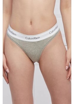 Calvin Klein Underwear Stringi ze sklepu Gomez Fashion Store w kategorii Majtki damskie - zdjęcie 172935611
