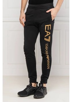 EA7 Spodnie dresowe | Regular Fit ze sklepu Gomez Fashion Store w kategorii Spodnie męskie - zdjęcie 172937161