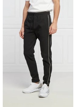 BOSS BLACK Spodnie dresowe Lamont | Regular Fit ze sklepu Gomez Fashion Store w kategorii Spodnie męskie - zdjęcie 172942641