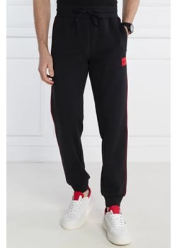 Hugo Bodywear Spodnie dresowe Badge Pants | Relaxed fit ze sklepu Gomez Fashion Store w kategorii Spodnie męskie - zdjęcie 172943074