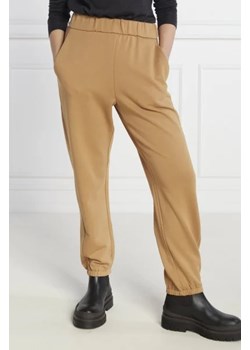Max Mara Leisure Spodnie dresowe | Regular Fit ze sklepu Gomez Fashion Store w kategorii Spodnie damskie - zdjęcie 172943570