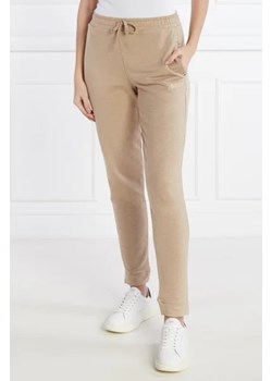 BOSS BLACK Spodnie dresowe | Regular Fit ze sklepu Gomez Fashion Store w kategorii Spodnie damskie - zdjęcie 172943870