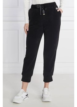 Liu Jo Rose Spodnie dresowe | Regular Fit ze sklepu Gomez Fashion Store w kategorii Spodnie damskie - zdjęcie 172949840