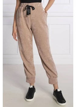Liu Jo Rose Spodnie dresowe | Regular Fit ze sklepu Gomez Fashion Store w kategorii Spodnie damskie - zdjęcie 172950140