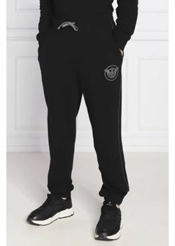 Emporio Armani Spodnie dresowe | Regular Fit ze sklepu Gomez Fashion Store w kategorii Spodnie męskie - zdjęcie 172950911