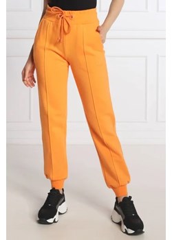 Patrizia Pepe Spodnie dresowe | Regular Fit ze sklepu Gomez Fashion Store w kategorii Spodnie damskie - zdjęcie 172951462