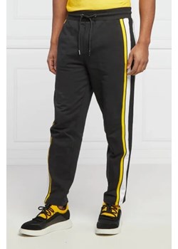 Joop! Jeans Spodnie dresowe | Regular Fit ze sklepu Gomez Fashion Store w kategorii Spodnie męskie - zdjęcie 172951533