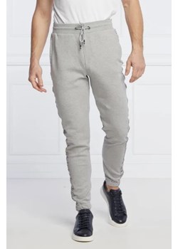 Tommy Hilfiger Spodnie dresowe | Regular Fit ze sklepu Gomez Fashion Store w kategorii Spodnie męskie - zdjęcie 172951974