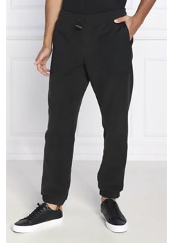 BOSS ORANGE Spodnie dresowe Sefleece | Regular Fit ze sklepu Gomez Fashion Store w kategorii Spodnie męskie - zdjęcie 172952192