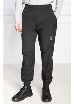 EA7 Spodnie dresowe | Regular Fit ze sklepu Gomez Fashion Store w kategorii Spodnie męskie - zdjęcie 172952593