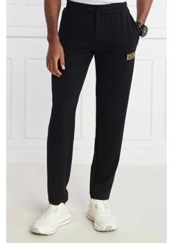 EA7 Spodnie dresowe | Regular Fit ze sklepu Gomez Fashion Store w kategorii Spodnie męskie - zdjęcie 172956433